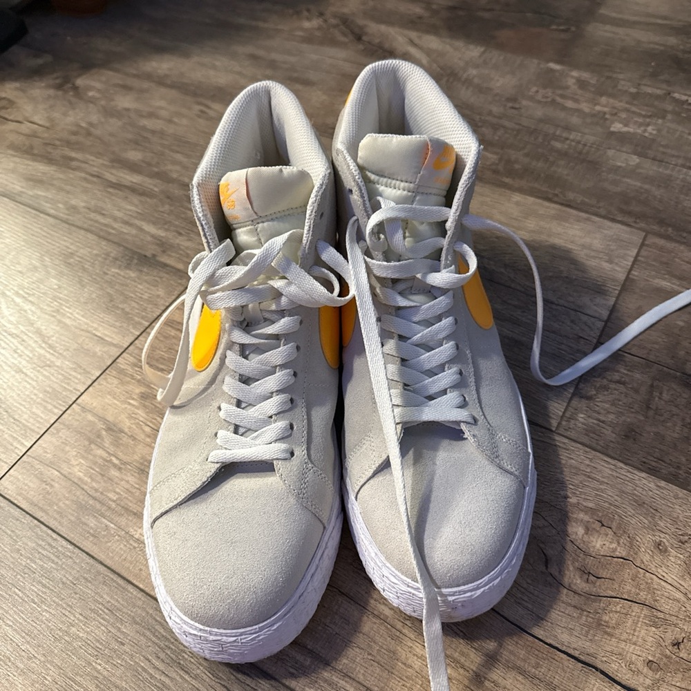 Nike Gray and Yellow Sneakers with Classic Swoosh